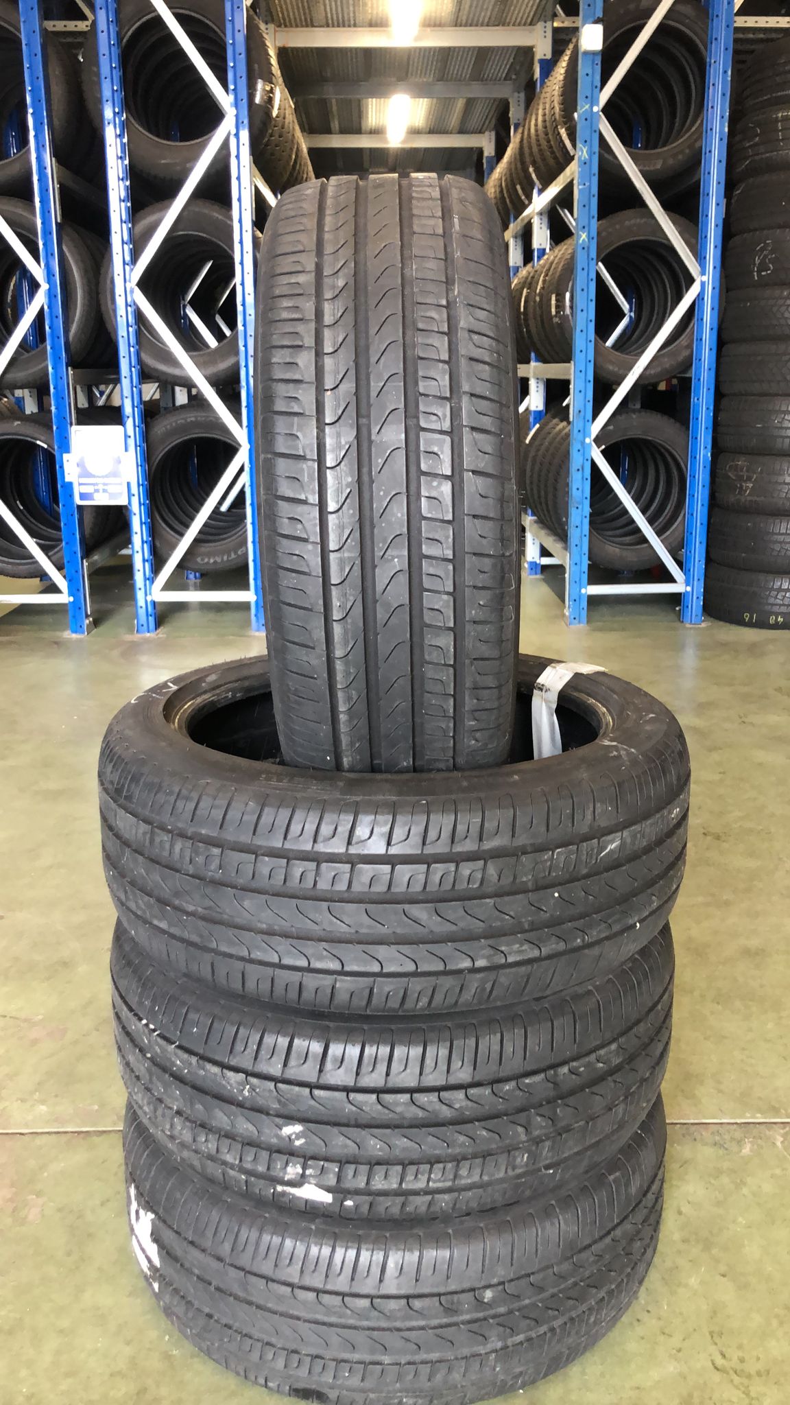 Pneumatici Invernali 2 Gomme usate 225 45 19 PIRELLI Battistrada Rimanente  85%