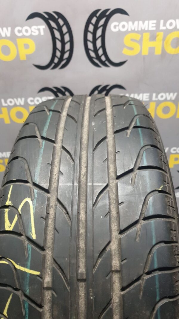 PNEUMATICI USATI –  215 65 R 15 – 100 – V – SPORTY