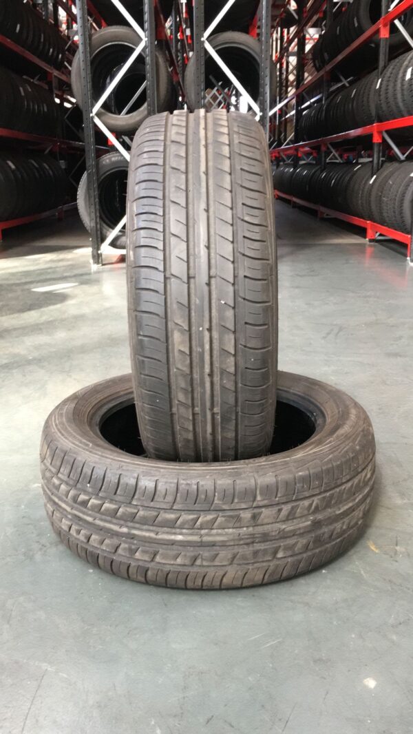 PNEUMATICI USATI – 215 55 R 17 – 94 – V – FALKEN