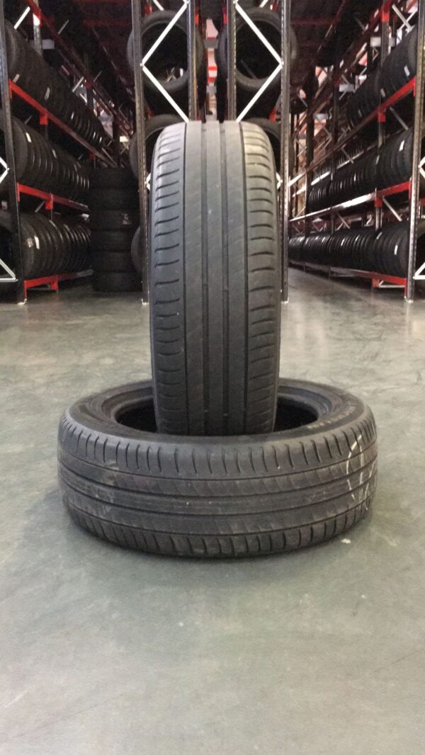 PNEUMATICI USATI – 195 55 R 16 – 87 – V – MICHELIN