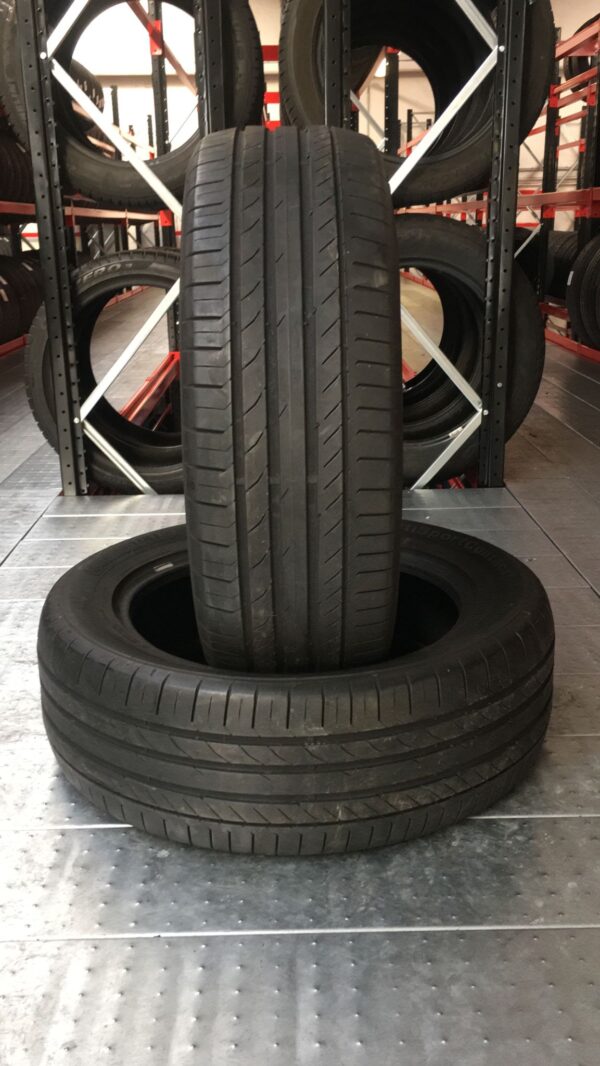 PNEUMATICI USATI – 235 55 R 19 – 105 – W – CONTINENTAL