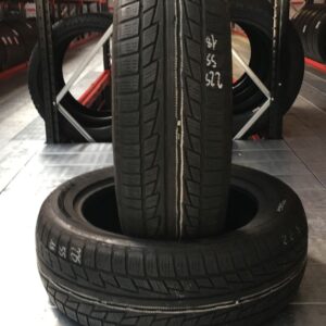 PNEUMATICI USATI – 225 55 R 18 – 98 – V – NANKANG