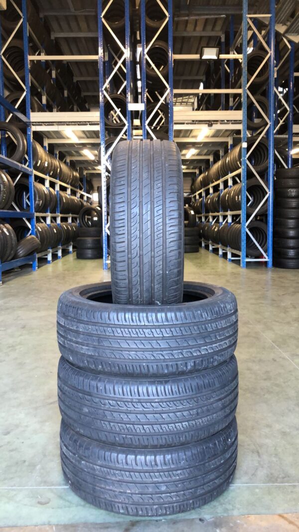 PNEUMATICI USATI – 205 50 R 17 – 93 – Y – BARUM