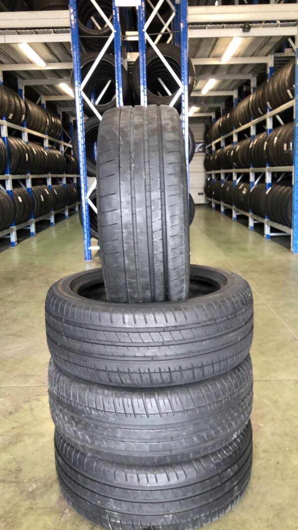 PNEUMATICI USATI – 225 45 R 18 – 91 – V – MICHELIN