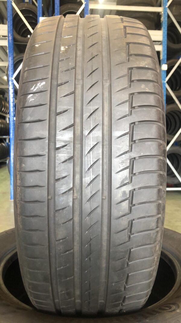 PNEUMATICI USATI – 235 55 R 18 – 100 – V – CONTINENTAL